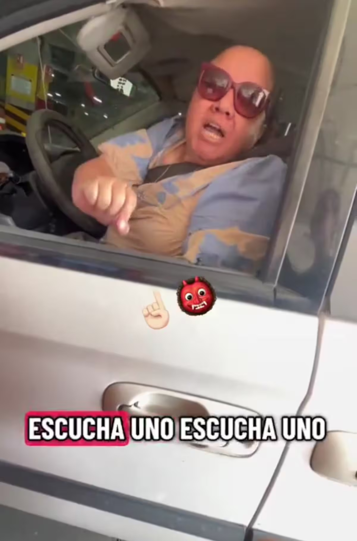 Redes apodan a mujer conflictiva como Lady Tronchatoro