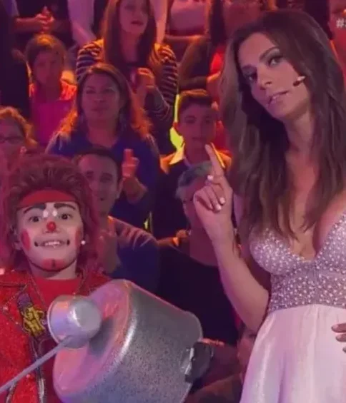 Lapizín acusa que Cecilia Galliano le dio comida de perro