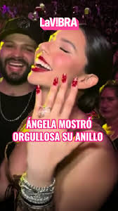 ¿Qué hizo Ángela en el concierto de Nodal?