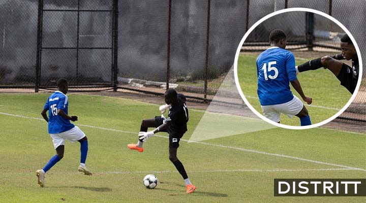 Futbolista muere tras recibir rodillazo en partido |VIDEO