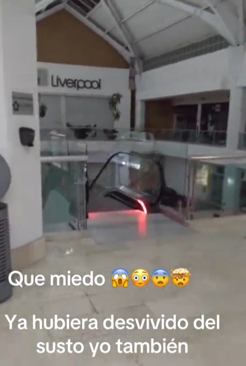 Niña fantasma se aparece en plaza comercial