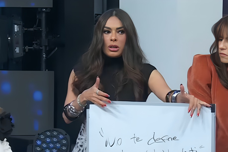 Galilea Montijo responde críticas sobre su rostro
