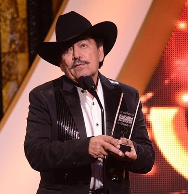 Joan Sebastian y su vínculo con el número 13